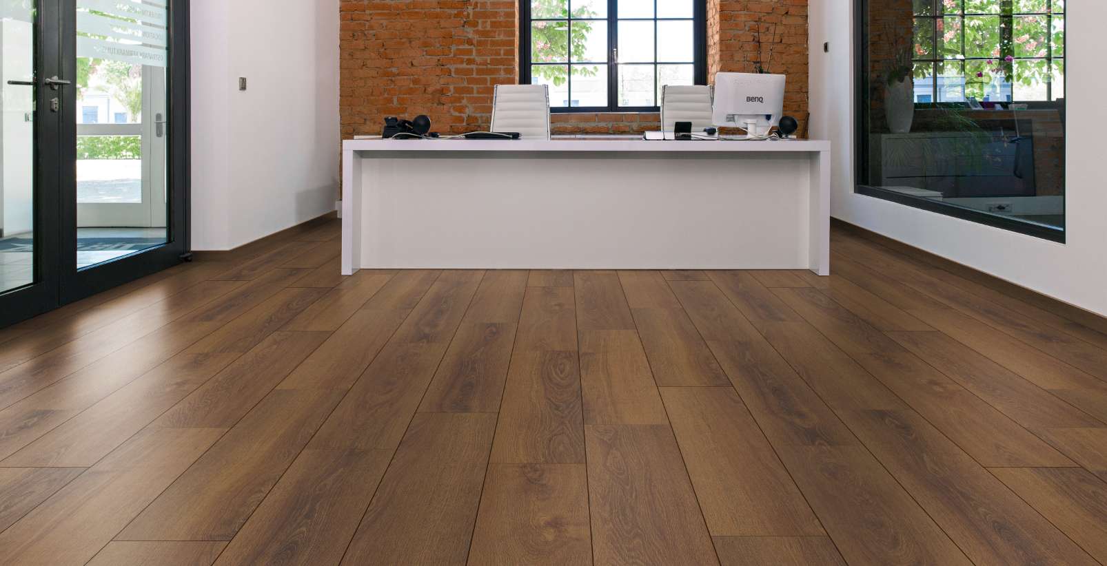 Grizzly Montreux Oak, MW, 7 mm, Standard Plank - Room Scene