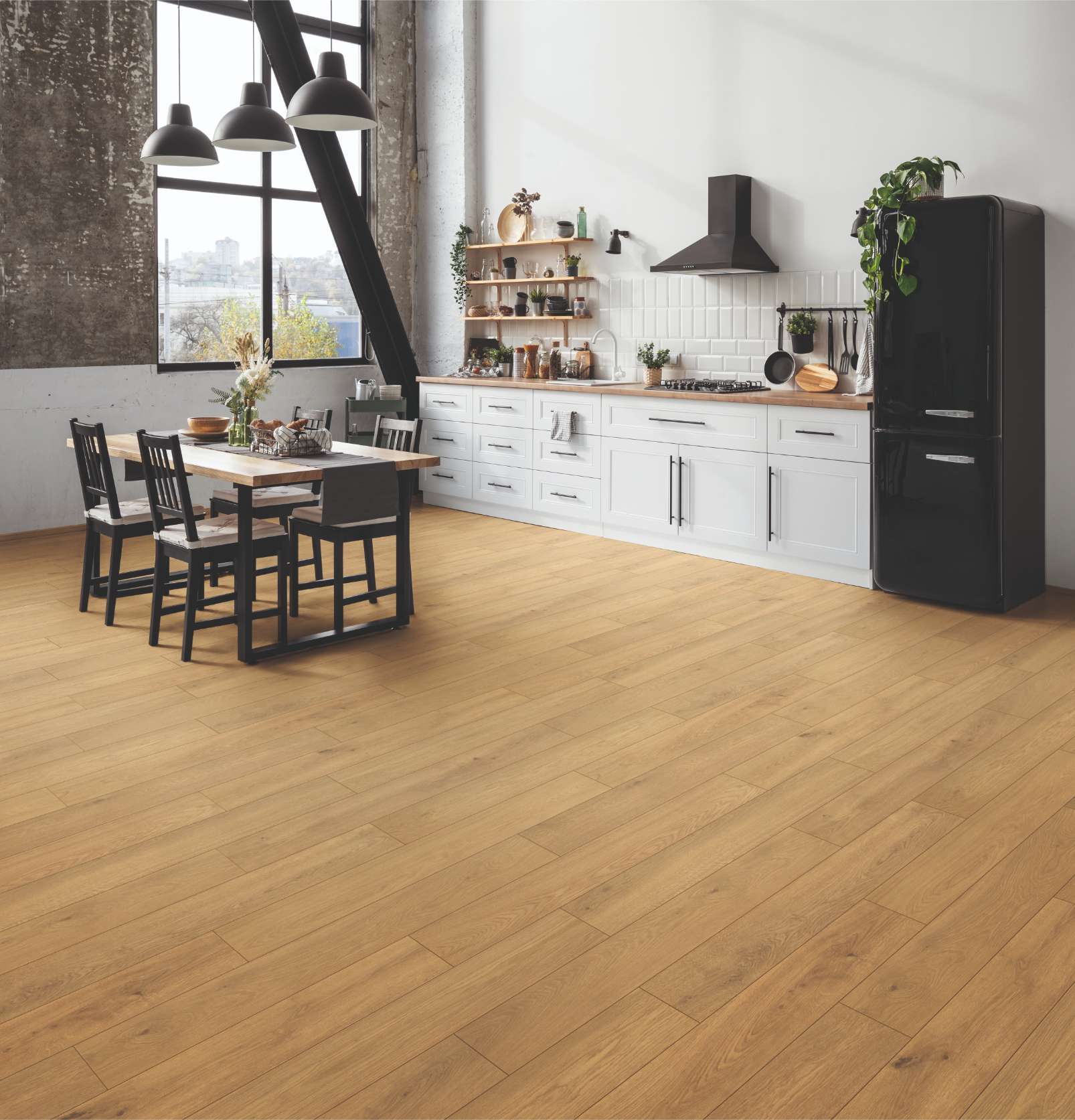 Honey Ethereal Oak, ET, 12 mm, Standard Plank - Room Scene