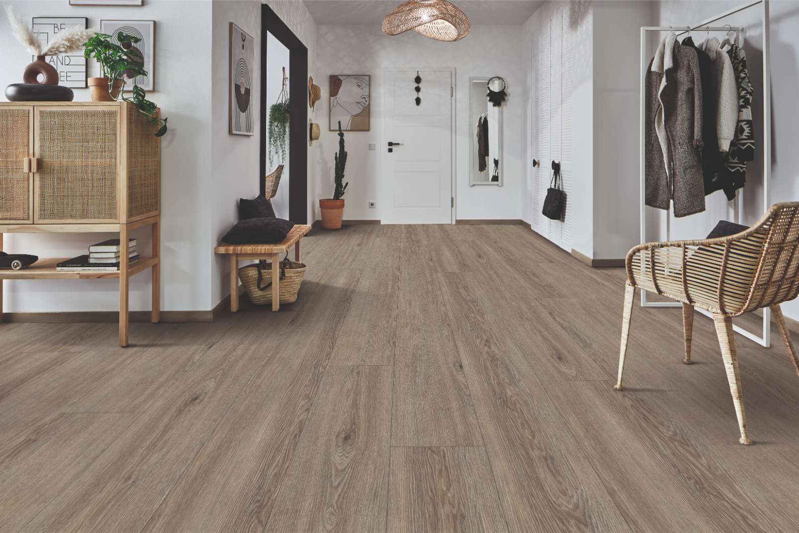 Grey Palais Oak, MW, 8 mm, Standard Plank - Room Scene