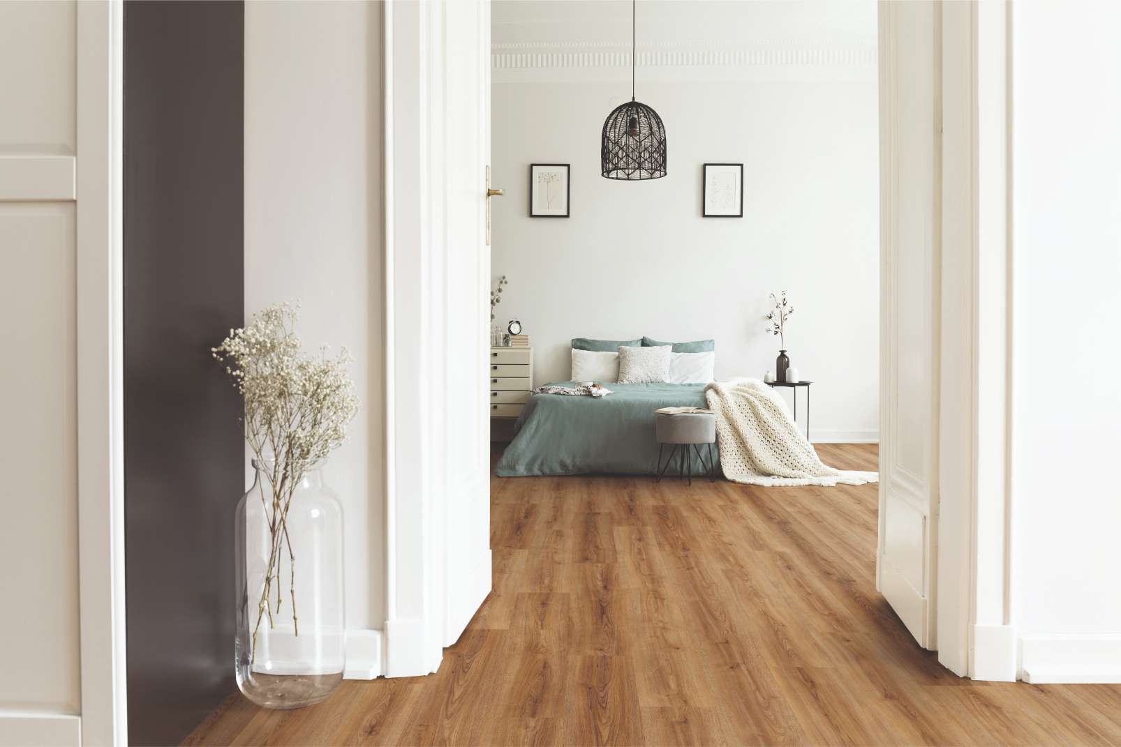 Schönbrunn Oak, LU, 8.5 mm, Wide Plank - Room Scene