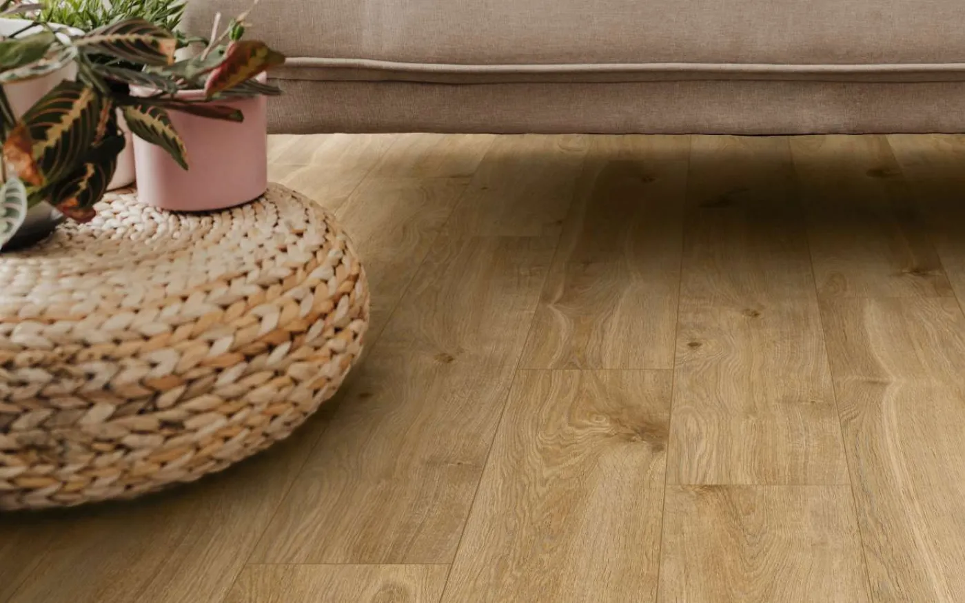 Solar Oak, NL, 9 mm, Standard Plank - Room Scene