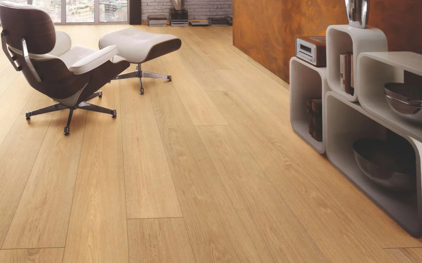 Honey Montreux Oak, MX, 12 mm, Long Plank - Room Scene